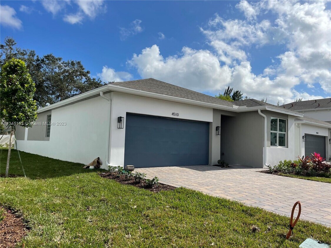 4510 Catalina Way, Green Acres, FL 33463 House for Rent in Green Acres, FL