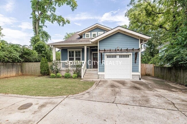 Building Photo - 606B Eastboro Dr