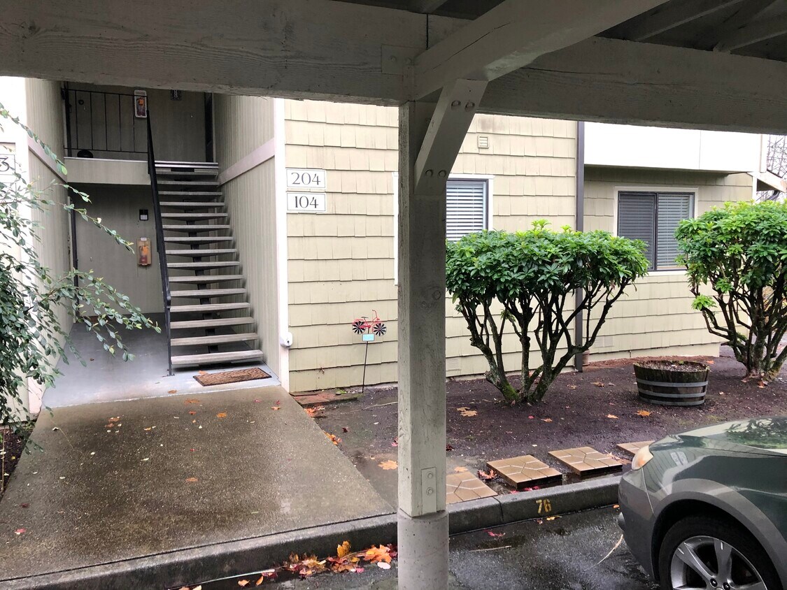 3560 Narrows View Ln NE Unit 104, Bremerton, WA 98310 Condo for Rent