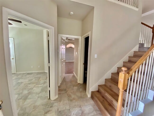 Building Photo - 8004 Case Dr