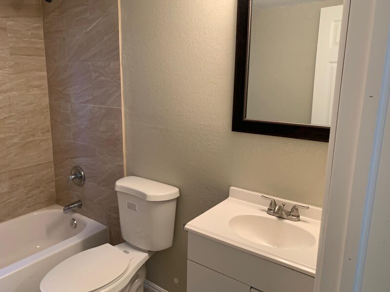 Foto del edificio - 767 SW Alachua Ave