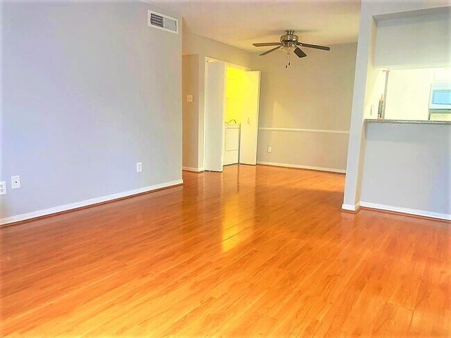 Foto del edificio - 2800 Jeanetta St