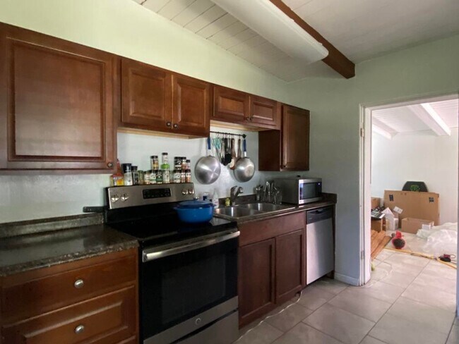 Building Photo - 3/1 in Holly Hill