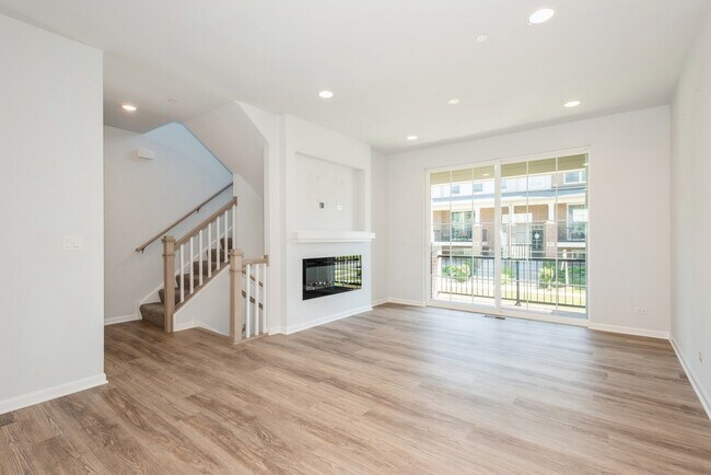 Foto del edificio - 491 Woodmoor Dr