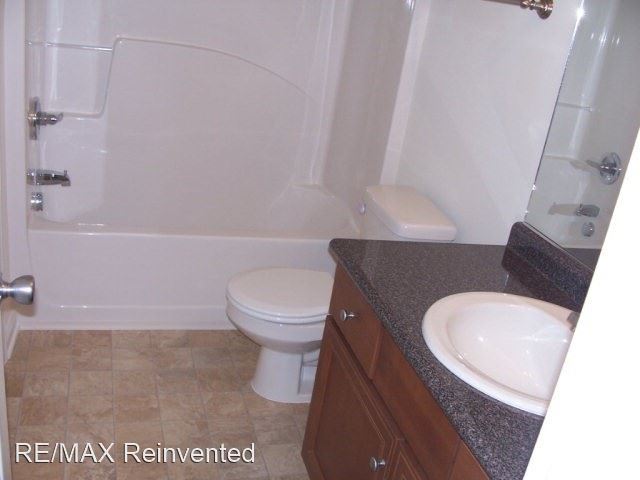 Building Photo - 2 br, 2 bath House - 2115 Swindon