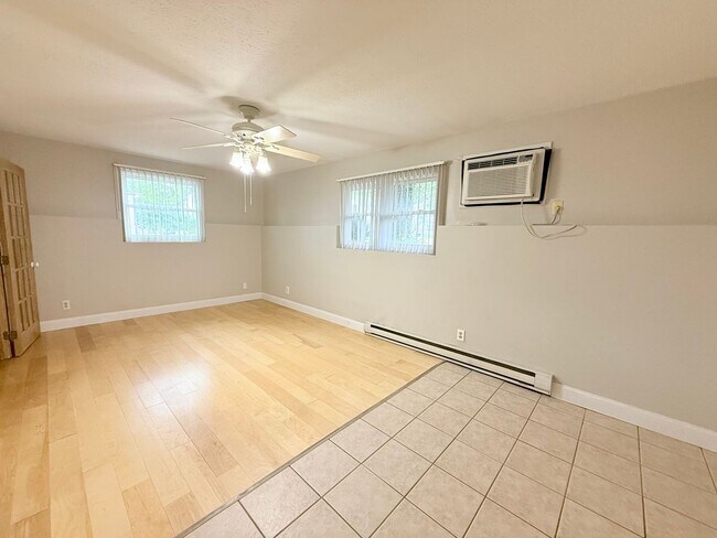 Foto del edificio - 401 E Locust St