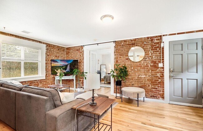 Foto del edificio - 3549 Stuart St