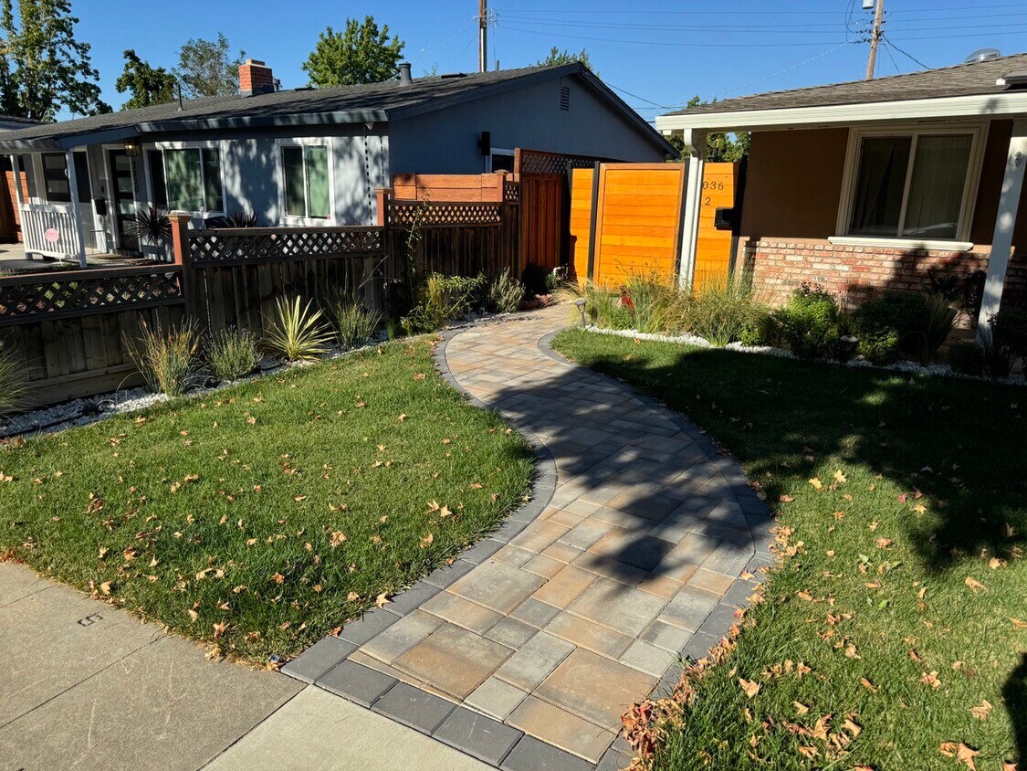 Primary Photo - 3036 Quinto Way