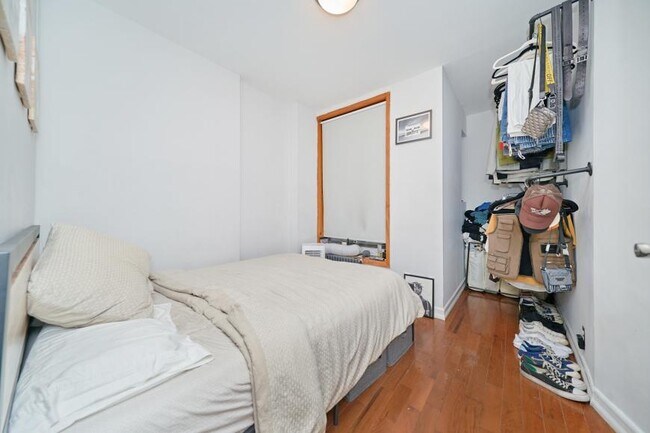 Building Photo - 2 bedroom in New York NY 10036
