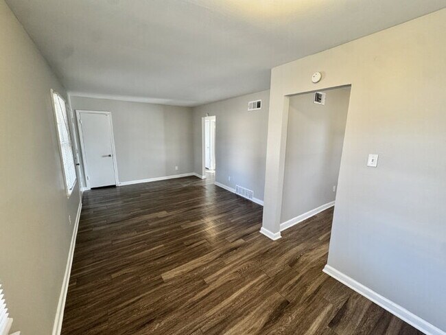 Foto del edificio - 2195 Cassie Ave