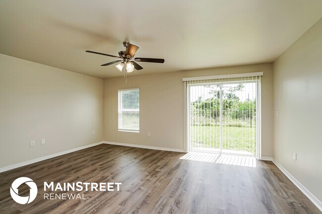 Foto del edificio - 4165 NE 9th Pl