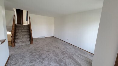 Building Photo - 8233 Imperial Dr