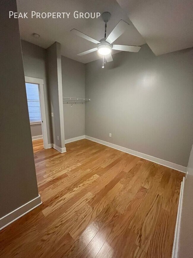 Foto del edificio - 518 E 13th St