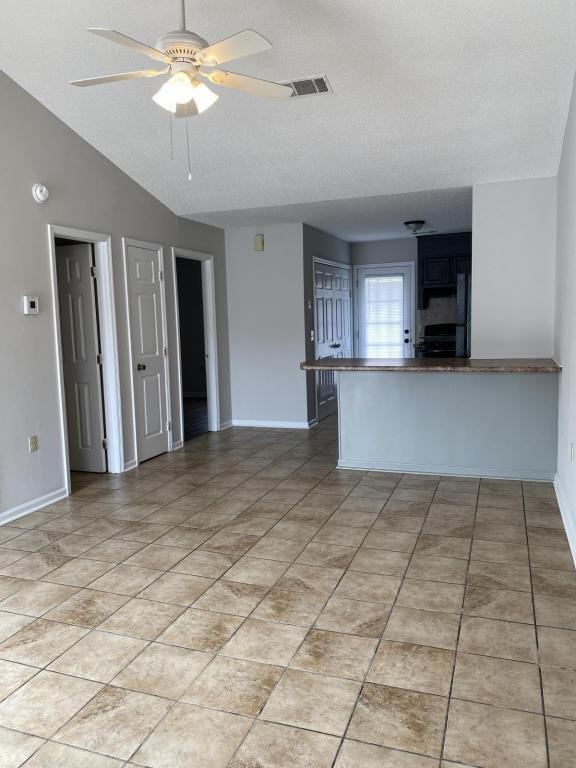 Building Photo - 140 Lanier Dr