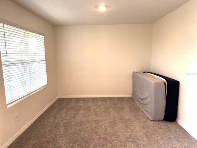 Foto del edificio - 12604 Promenade Estates Blvd