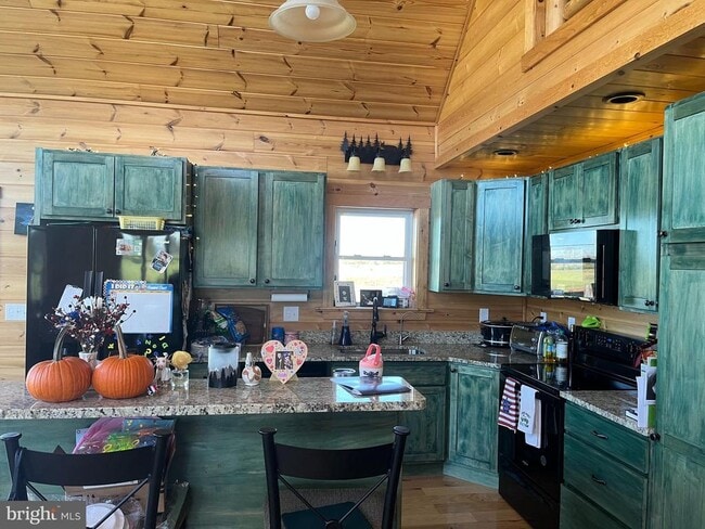 Foto del edificio - 4464 Leetown Rd