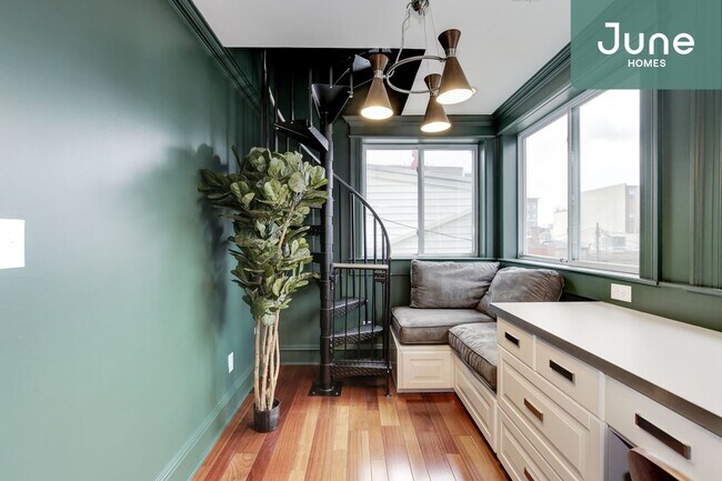 Building Photo - Full room in 4-bed/3.0-bath Home