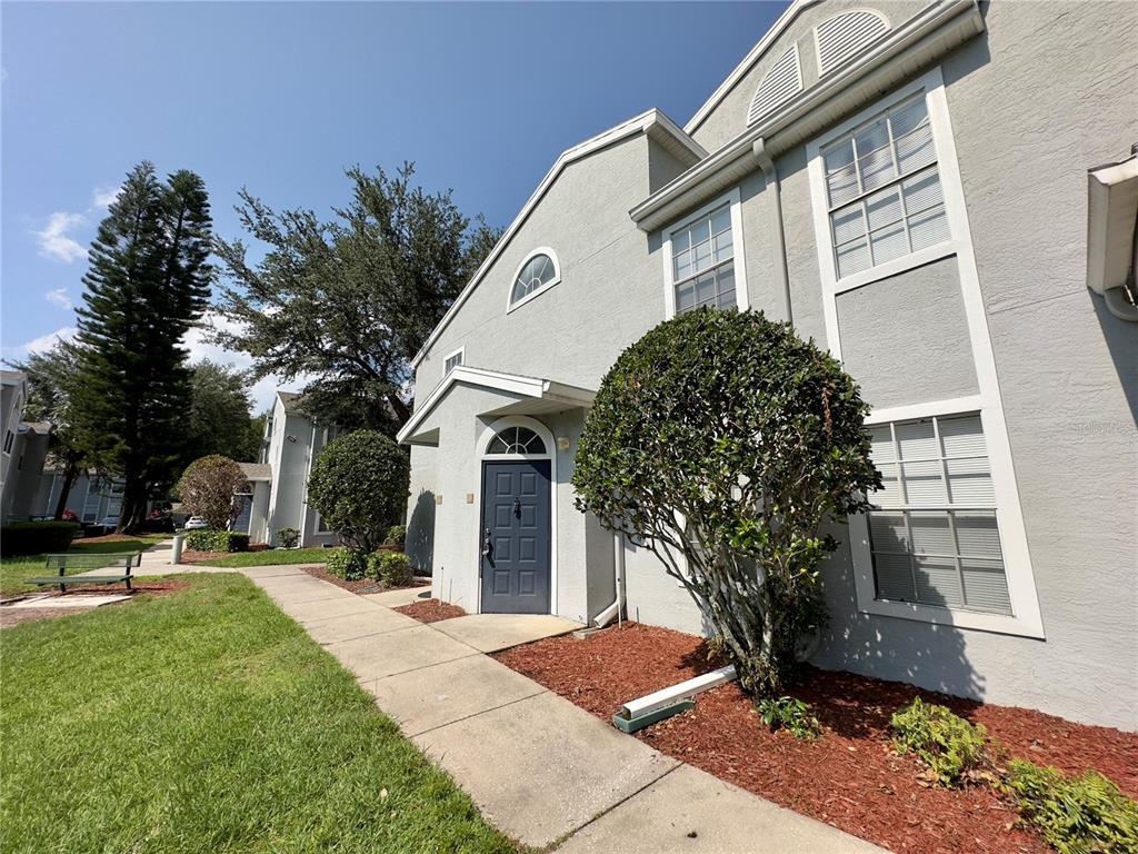 Foto principal - 1606 Columbia Arms Cir