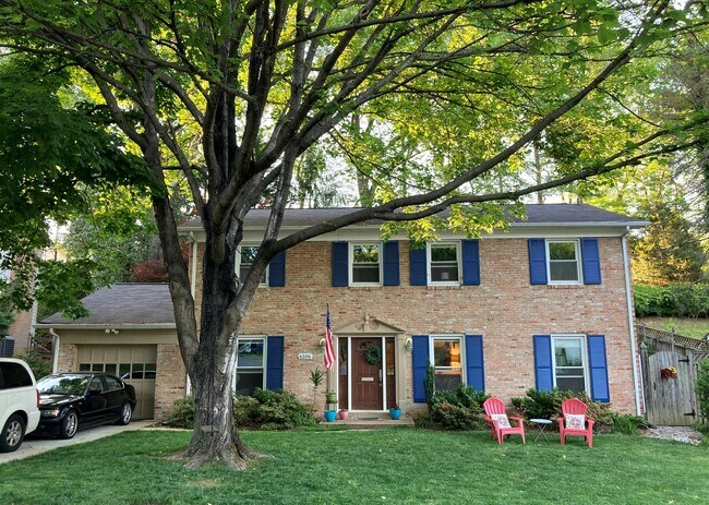 Building Photo - 6106 Larstan Dr