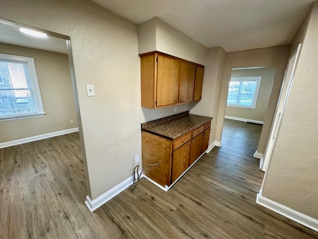 Foto del edificio - 1516 Crescent Rd SW