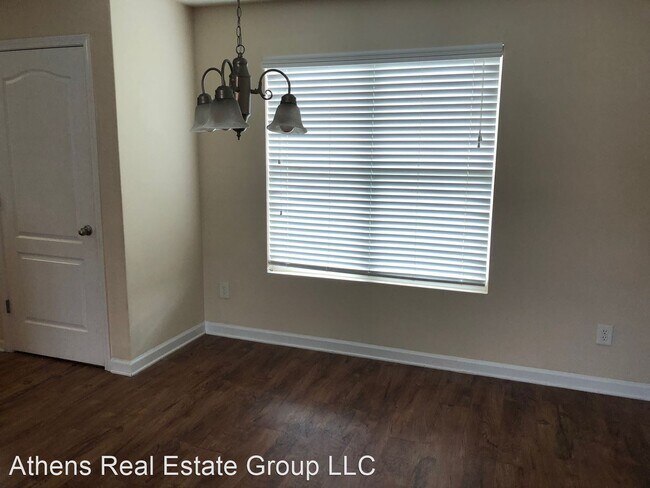 Building Photo - 3 br, 2 bath House - 101 Bridgewater Circle