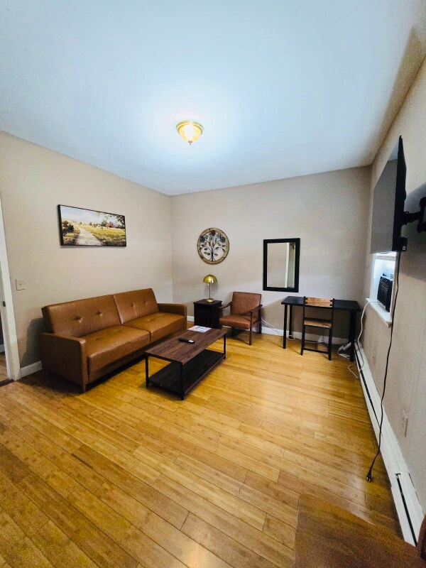 Foto del edificio - 62 Doyle Ave