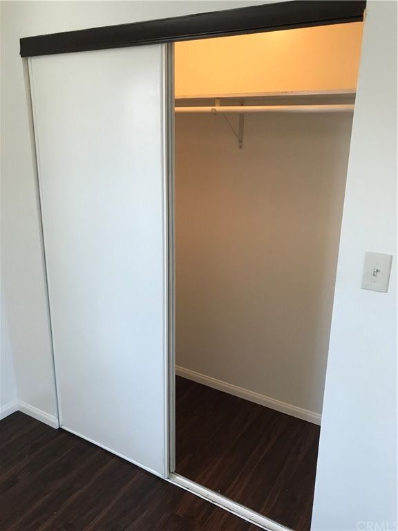 Foto del edificio - 840 E 76th St