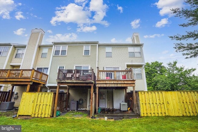 Building Photo - 10901 Postern Ct