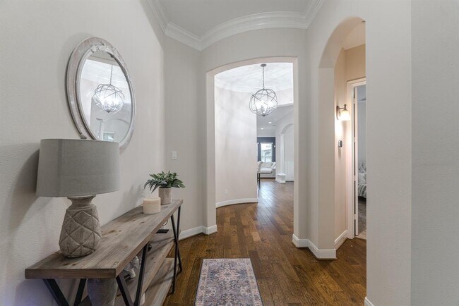 Building Photo - 34 Danby Place