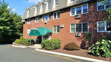 Building Photo - 34 Padanaram Ave