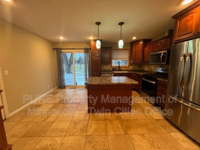 Building Photo - 14603 Chrome Ave