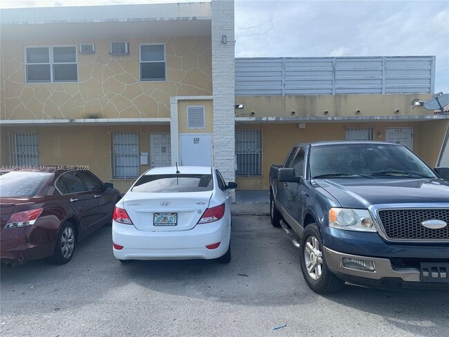 Building Photo - 149 Bentley Dr