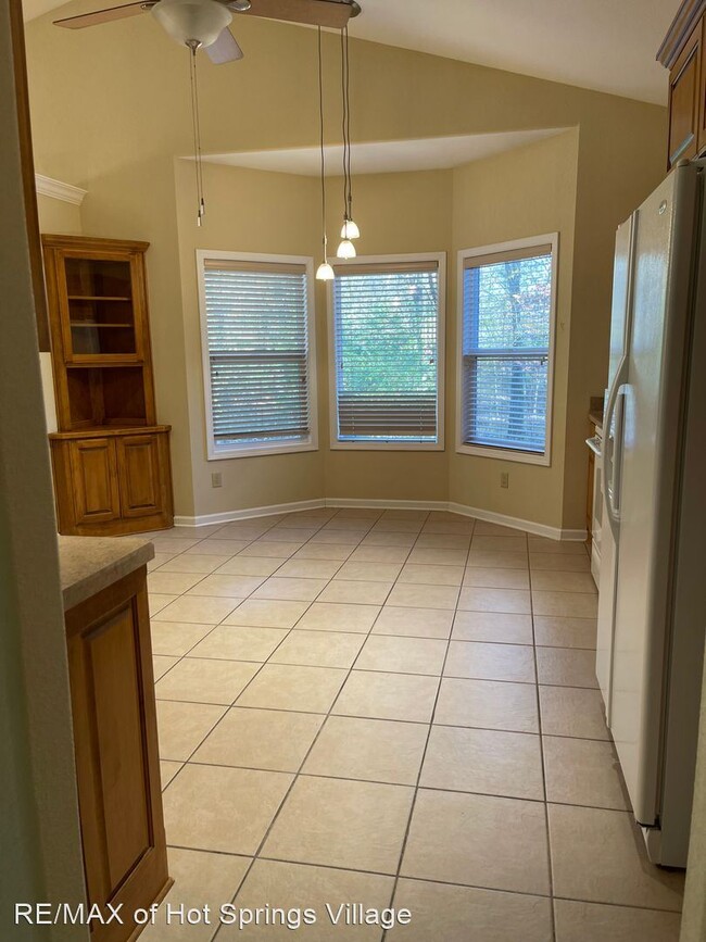 Building Photo - 3 br, 2 bath House - Ponce De Leon Dr - 313