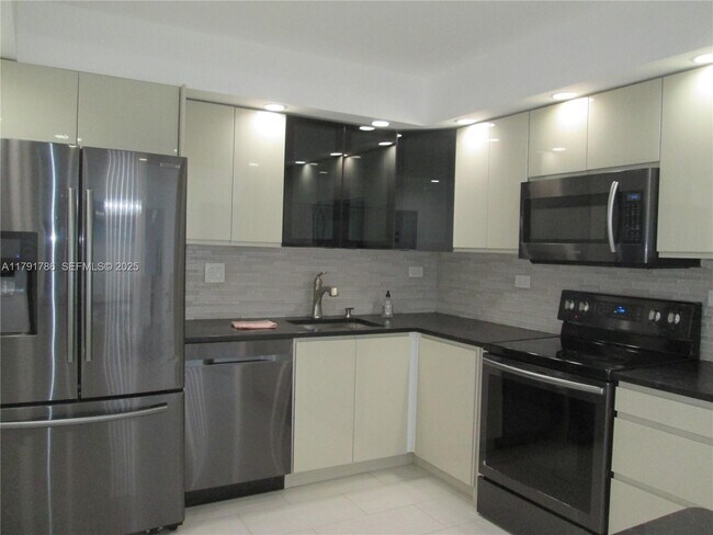 Foto del edificio - 251 174th St