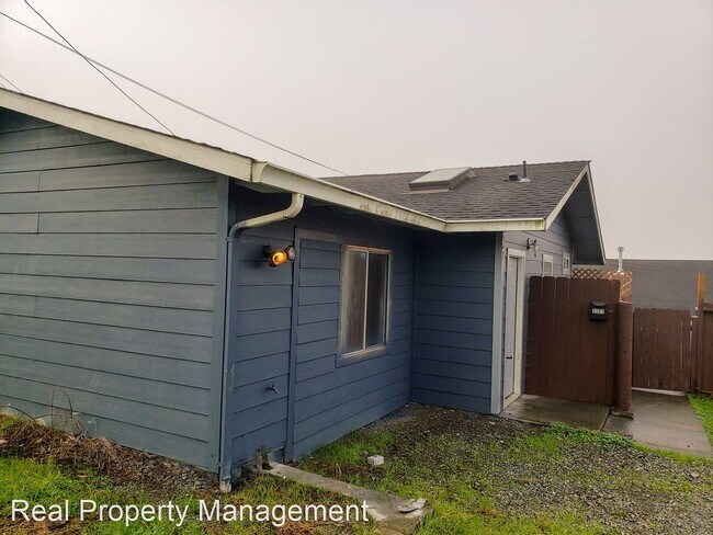 Foto del edificio - 2 br, 1 bath House - 3567 Oregon St.