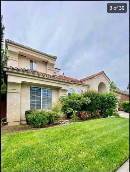 Building Photo - 9479 N Whitehouse Dr