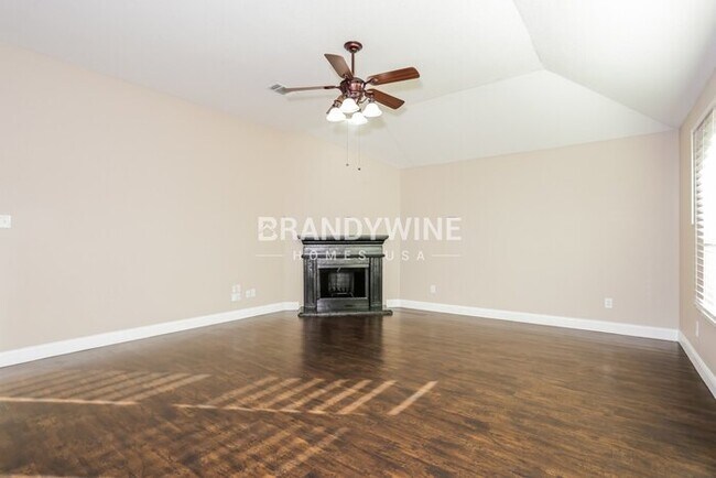 Foto del edificio - 4804 St Thomas Pl
