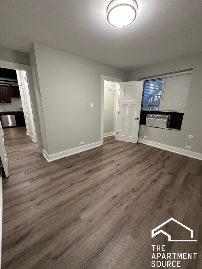 Building Photo - 729 Saint Johns Ave