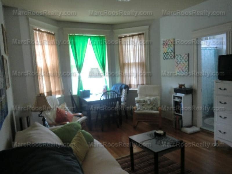 Primary Photo - 11 Tetlow St