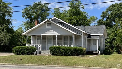 Building Photo - 815 S Brundidge St