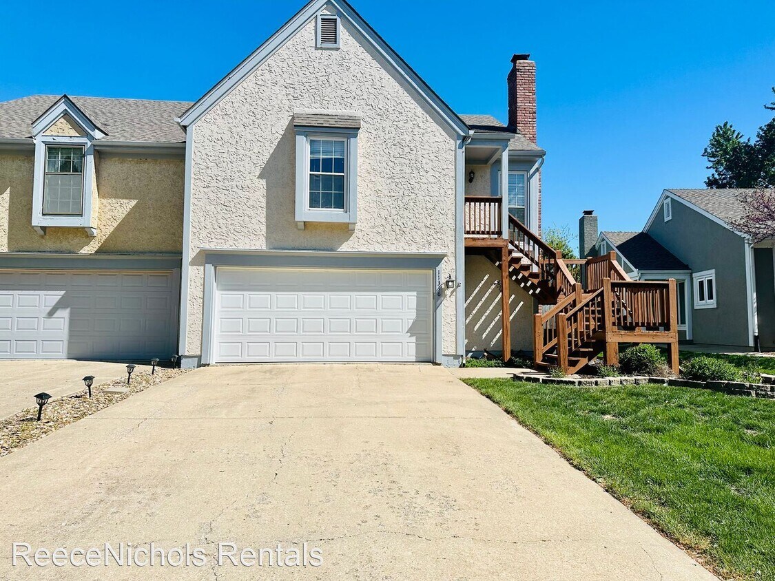 3 br, 3 bath House 11316 W 112th Terrace House for Rent in Overland