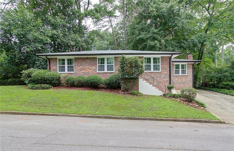 Foto principal - 2043 Arlington Ave NE