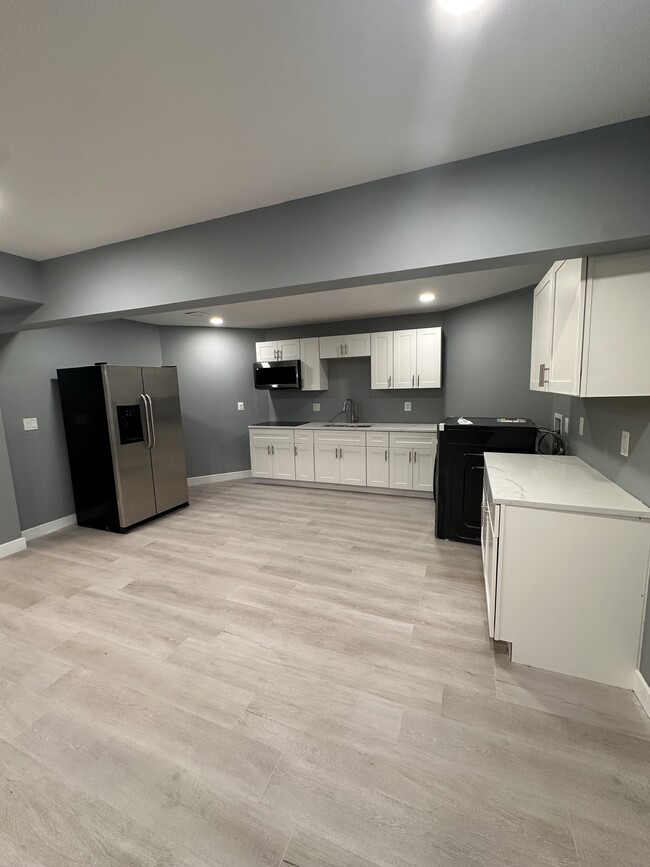 Foto del edificio - 5001 Edenvale Ct