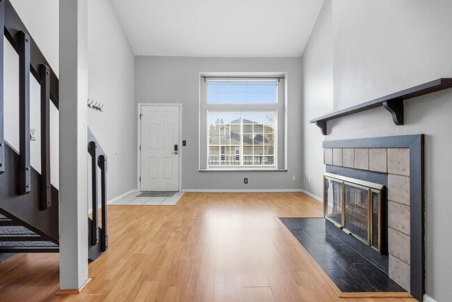 Building Photo - 1885 S Quebec Way