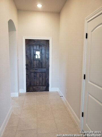 Building Photo - 205 Park Cir