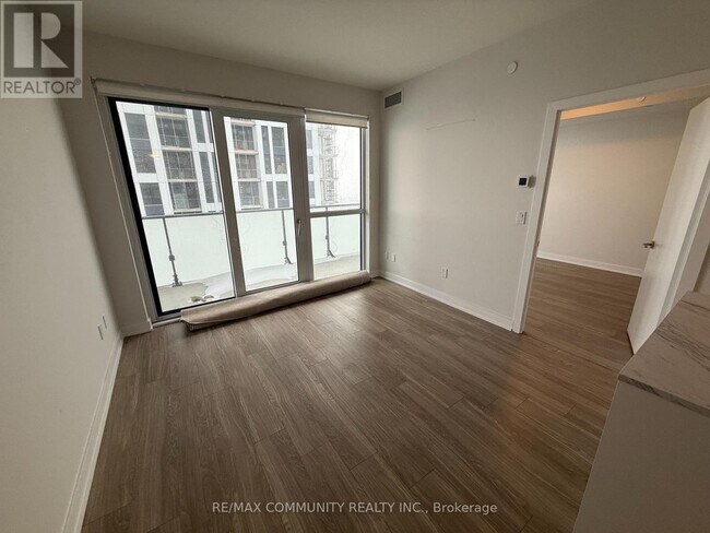 Building Photo - 4130 Parkside Village Dr