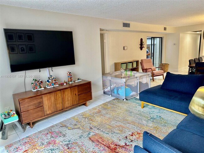 Foto del edificio - 11336 NW 16th St