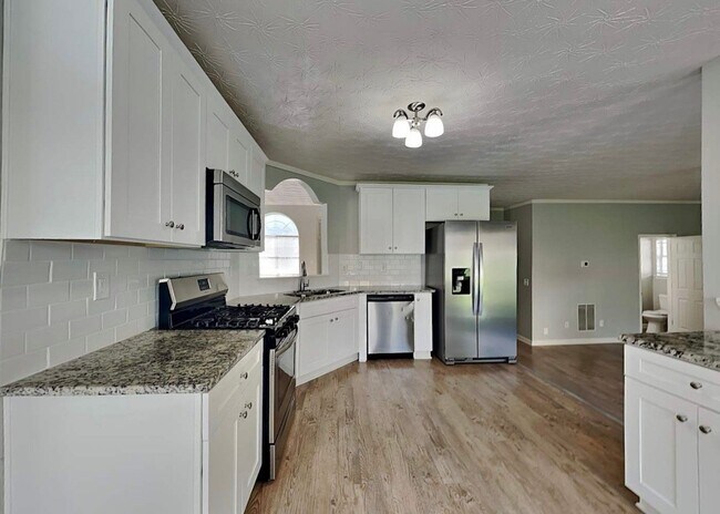 Foto del edificio - 1020 Ivey Ln