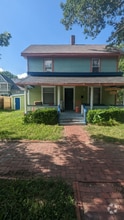 Building Photo - 946 1/2 Rhode Island St