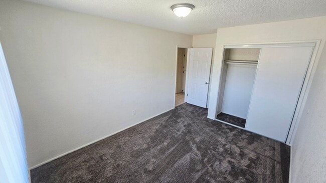 Foto del edificio - 1210 W Stoneridge Ct